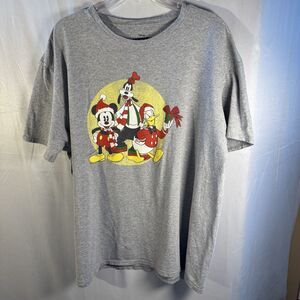 Disney Mickey Goofy Donald Duck Christmas Holiday Gray T-Shirt Size 2XL Unisex